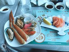 -亚洲国际大酒店·云顶阁旋转自助餐厅