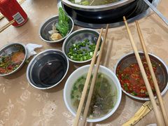 -黑竹沟新场牛肉火锅