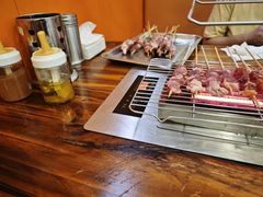 -哈尔滨小酒馆·鲜肉现穿自助烧烤(康新花园店)