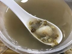 绿豆百合汤-孙阿姨上海小吃·本帮小厨(隆昌路店)