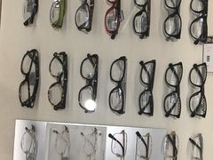 -精益眼镜(广埠屯店)