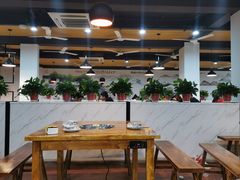 大堂-皖北巫氏三胖地锅鸡(正大店)