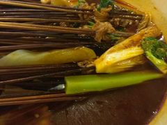 -拈签一笑黄牛肉辣卤串串