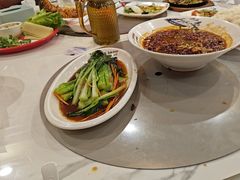 -九妹农家大铁锅东北菜(江湾店)
