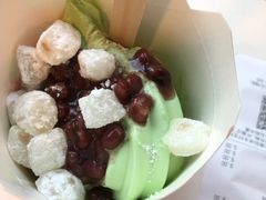 抹茶红豆新地-麦当劳(郑州银基店)