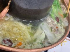 -楼外楼大刀肉传统火锅居(幸福街店)