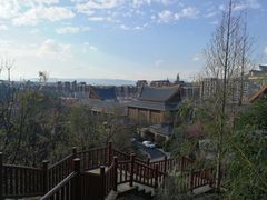 -七彩云南古滇温泉山庄