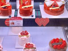 -巴黎贝甜(大宁国际商业广场店)