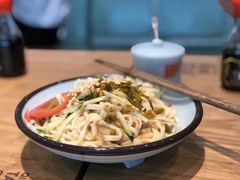 -秦晋味道脆皮肉夹馍(金茂湾店)