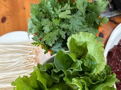-五指山生态小黄牛(皮皮虾海鲜广场店)