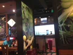 -云海肴·汽锅鸡·云南菜(天山百盛优客店)