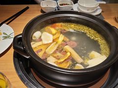 -一朵菌·野生菌探索家火锅(南亚店)