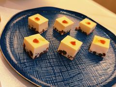 -品海楼·大连海胆锅贴馆(东港店)