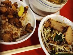 -六合夜市