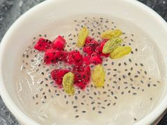 低卡奇亚籽冰冰粉-得意咚瓜·顺德鱼生·冬瓜火锅(深圳首店)