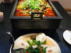 -万重锦·人文川菜馆(骡马市店)