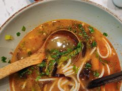 -百春原湖南牛肉粉(百联世纪店)