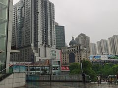 -日月光中心广场
