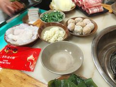 -黄潇洒老火锅(九眼桥宏济巷店)