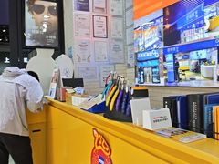 -诺柯视眼镜-蔡司依视路官方工厂店(淞南一店)