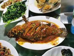 -四川小胡子海鲜(丁村万人海鲜广场店)