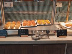 面包甜点陈列柜-台州耀达国际酒店-福满楼中餐厅