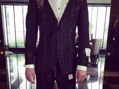 半成品试穿过程也很不错哟-尊卡诺高级西装礼服定制(江东中路店)