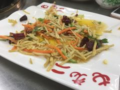 -屯老二农家铁锅炖·行业领军者(梅江店)
