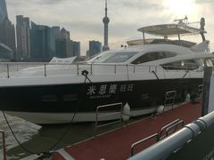 -北外滩百艇汇游艇俱乐部