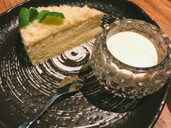 -玛格萝妮(汇智国际商业中心店)