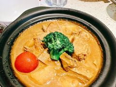 招牌咖喱牛腩煲-新宝餐厅(流塘店)