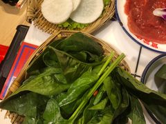 -喜悦小串丹东小黄牛海鲜烧烤大排档(民主广场店)