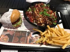 -The Habit Burger Grill 哈比特汉堡(爱琴海店)