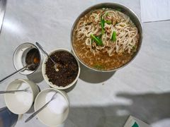 -正宗杨记普洱酸醋米线(总店)