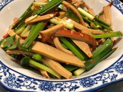 -老瓦房饭店(三苏大道中段店)