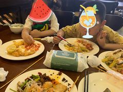 -泉城欧乐堡戏水湾艺术养生温泉