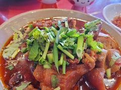 -谢老五跷脚牛肉·非遗传承店