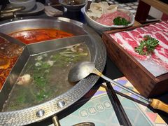 -廖掌柜·重庆鲜货火锅(上海首店)