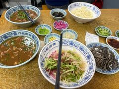 老北京炸酱面-门框胡同百年卤煮(新街口店)