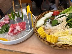 -樾餐厅泰式海鲜火锅(民歌湖店)