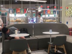 -奈雪的茶(市百一店)