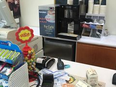 -全家便利店(长江西路店)