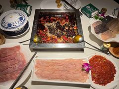 -二荆条·蜀鲜汇城市森林火锅