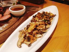 香草蒜香蘑菇-MR.ROCKY洛奇先生RESTAURANT&BAR(宝安壹方城店)