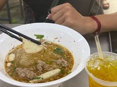 -榮泰米粉湯(Left Shop)