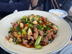 黔北糟辣椒炒肉-树厨贵州菜(铜仁花果山店)