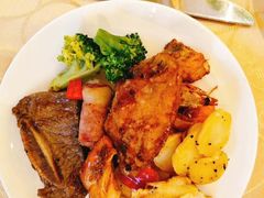 -盛宴标帜西餐厅龙虾.鲍鱼•牛排(重庆喜来登大酒店)