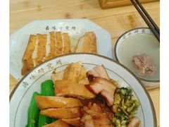玫瑰豉油鸡-狮头牌卤味研究所·卤味饭(花城汇南区店)
