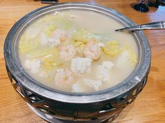 老汤白菜豆腐虾仁-如意部落·海鲜烧烤创意菜(金梦海湾店)