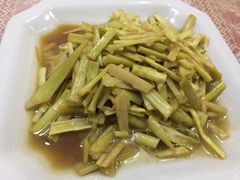竹笋-天乐农家鱼头王(天目湖店)